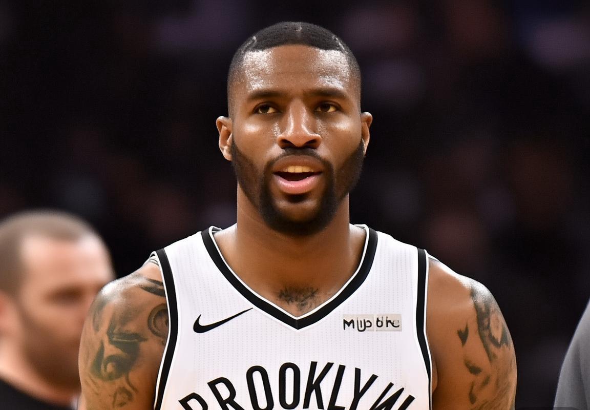 欧文缺阵篮网迎战黄蜂，拉梅洛·鲍尔领衔青春风暴冲击残阵